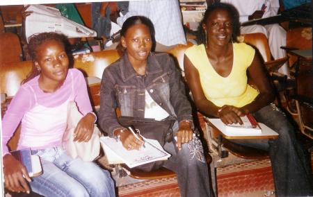 mes amies coumba diouma et moi a l UCAD